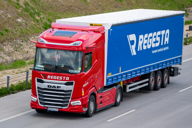 DSC_0563_REGESTA.jpg
