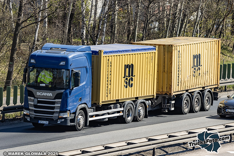 Scania R450 NG tridem.jpg