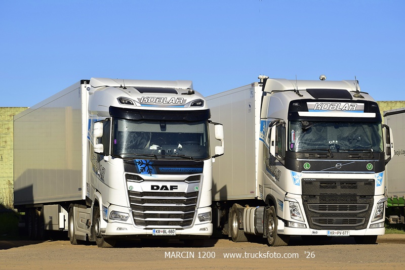 _DSC7317-crop-KOBLAR- DAF VOLVO.JPG