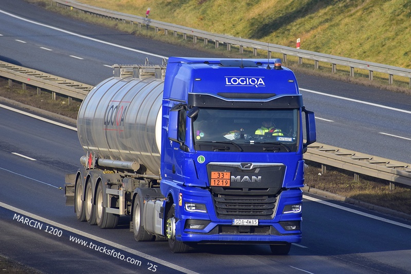 _DSC7690 LOGIQA-crop-MAN TGX II.JPG