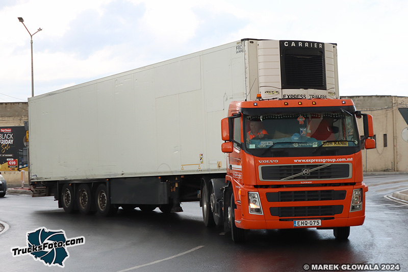 Volvo FM - Express Group.jpg