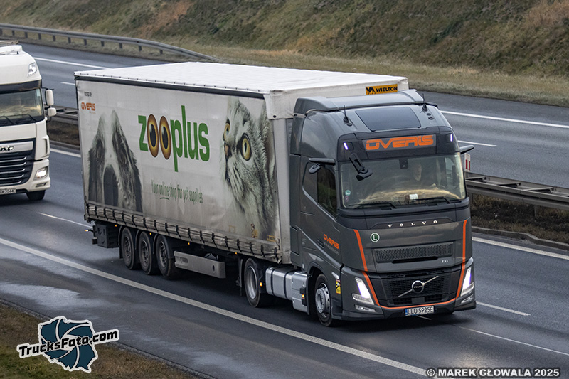Volvo FH Aero - Overis Zooplus.jpg