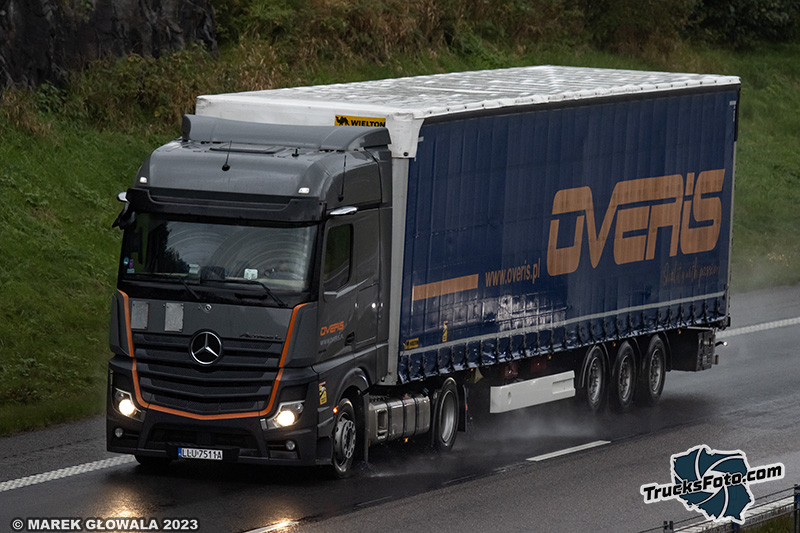 Mercedes-Benz Actros L - Overis.jpg