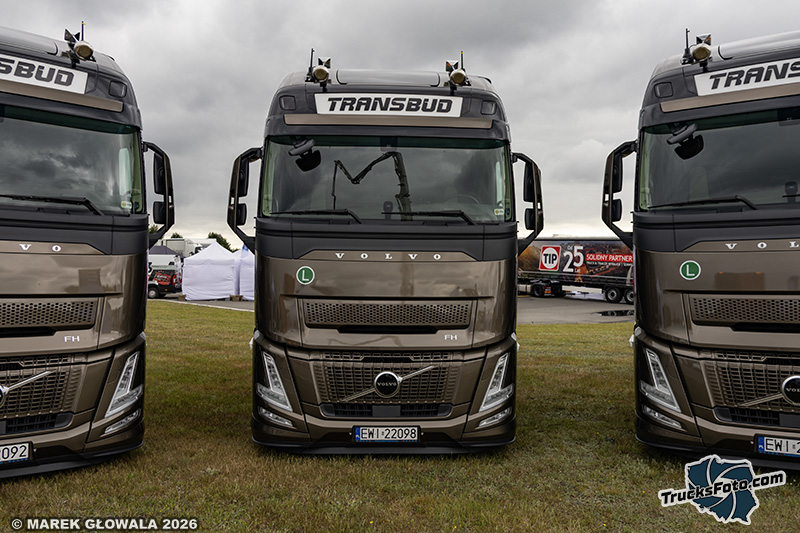 Volvo FH Aero Transbud.jpg