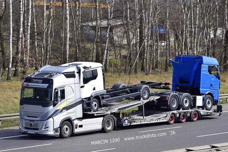 _DSC4208 TRANSORDIZIA TOMTRANS-crop-VOLVO FH AERO.JPG