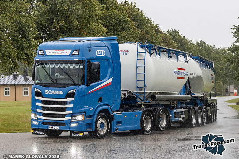 Scania 560R Super - Powder-Trans.jpg