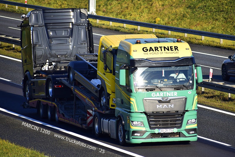 _DSC4728 GARTNER-crop-MAN TGX II.JPG
