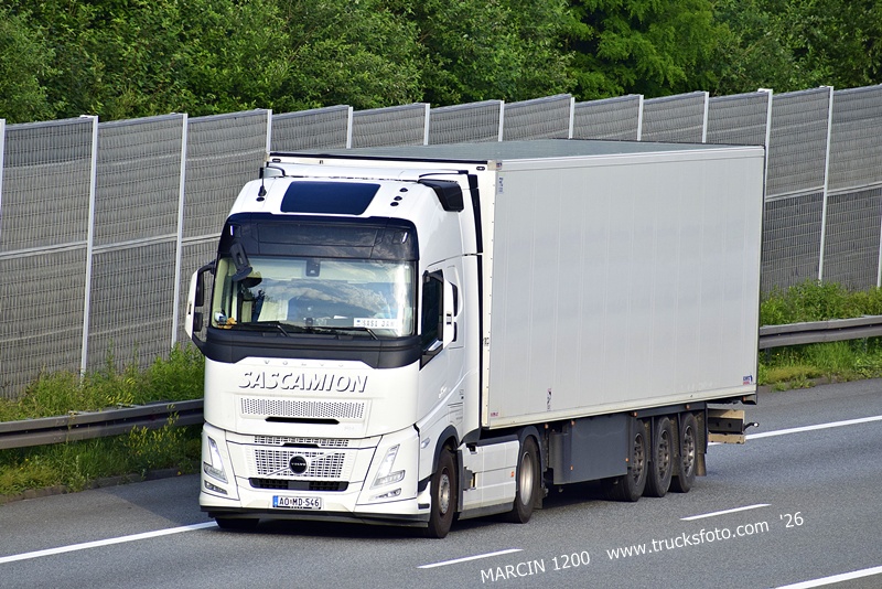 _DSC9491 SASCAMION-crop-VOLVO FH AERO.JPG