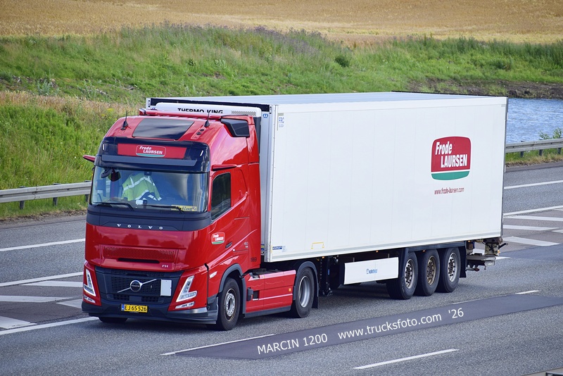_DSC0351 FRODE LAURSEN-crop-VOLVO FH AERO.JPG
