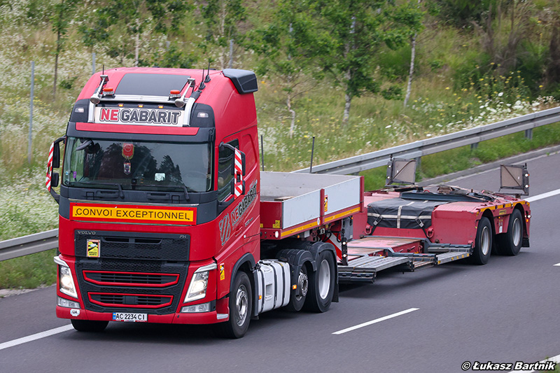 IMG_1387 Volvo FH NE Gabarit.jpg