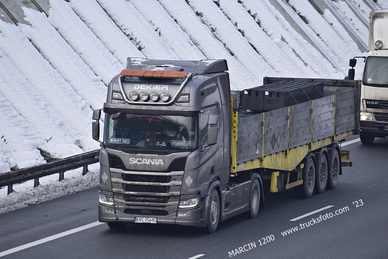 _DSC8457 DEKIER-crop-SCANIA R NG.JPG