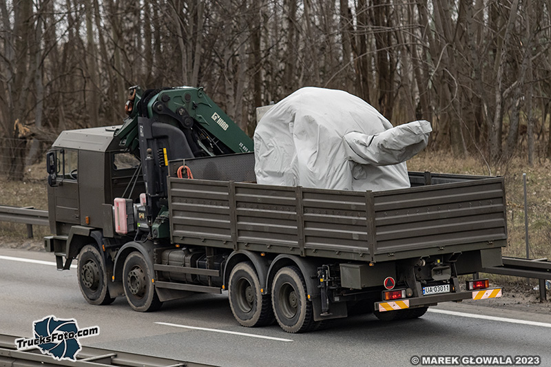 Wojsko Jelcz 862 Hiab.jpg