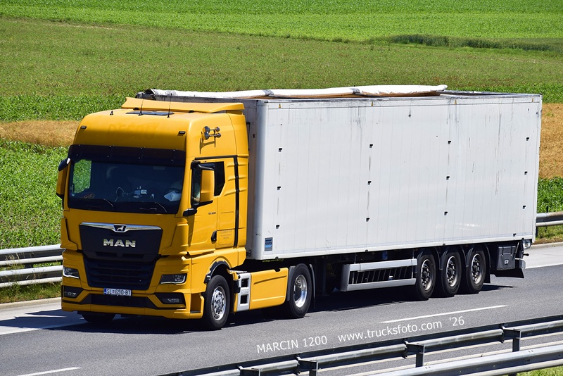 _DSC9104 FELBAR-crop-MAN TGX II.JPG