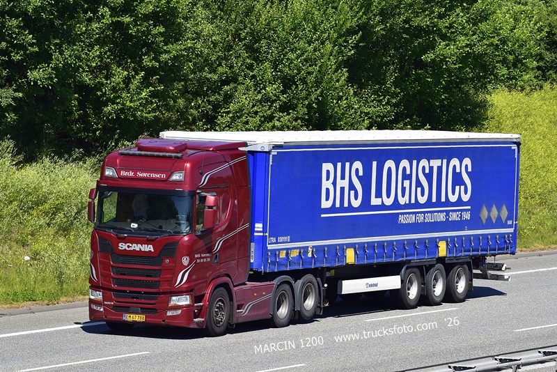 _DSC3581 BRDR. SORENSEN-crop-SCANIA S500.JPG