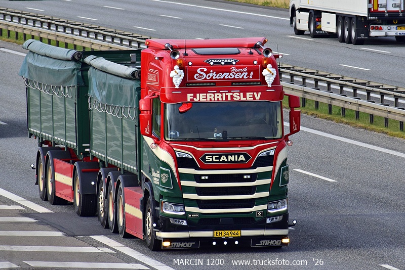 _DSC0982 HENRIK SORENSEN-crop-SCANIA R660 NG V8.JPG