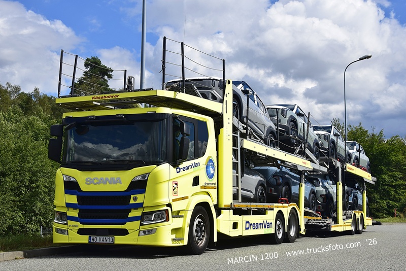 _DSC14342  (134) DREAM VAN-crop-SCANIA P450 NG.JPG