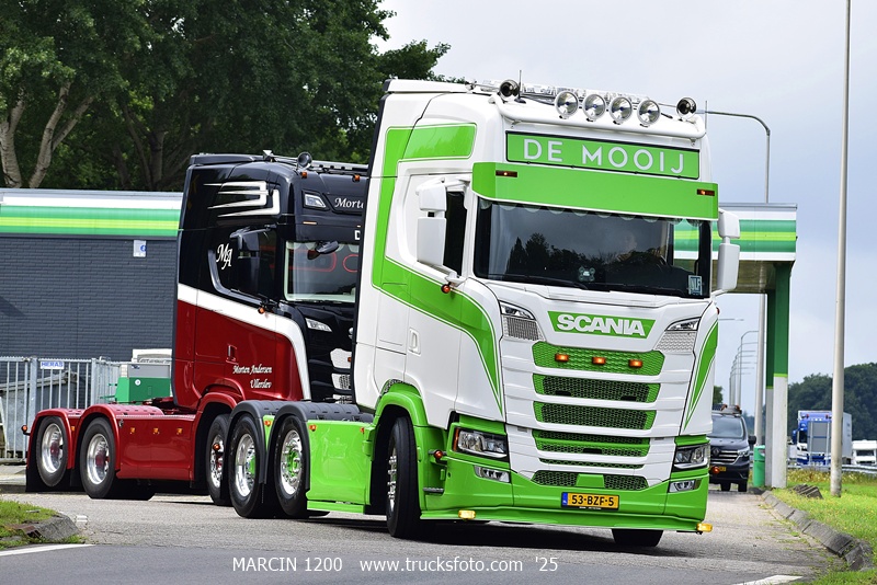 _DSC9807 DE MOOIJ-crop-SCANIA S.JPG