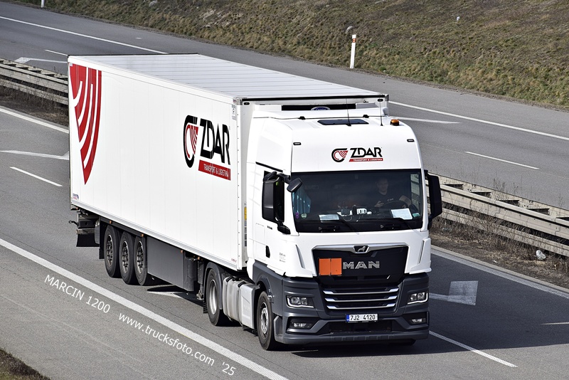 _DSC2541 ZDAR-crop-MAN TGX II.JPG