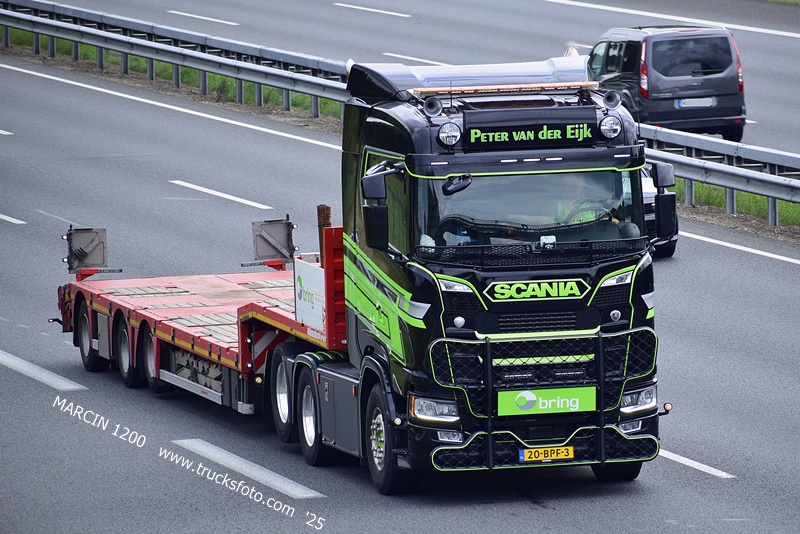 _DSC8929 Peter van der Eijk-crop-SCANIA S.JPG