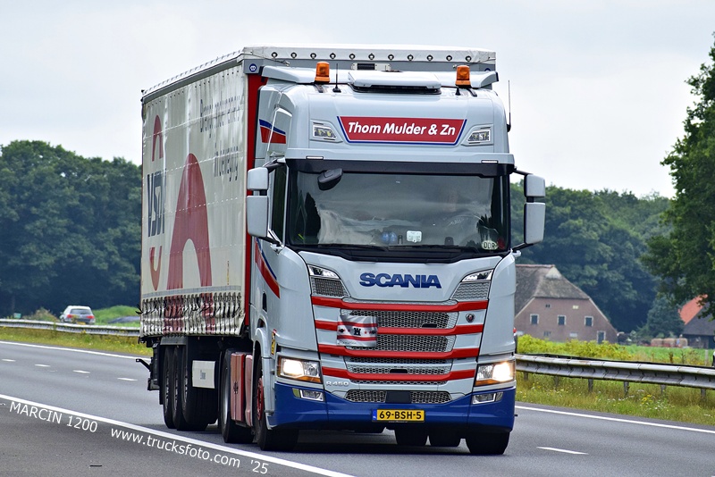 _DSC0073 THOM MULDER&Zn-crop-SCANIA R450 NG.JPG