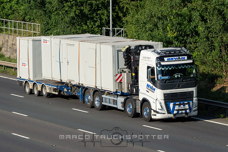 DSC_1949_Bevan Transport.jpg