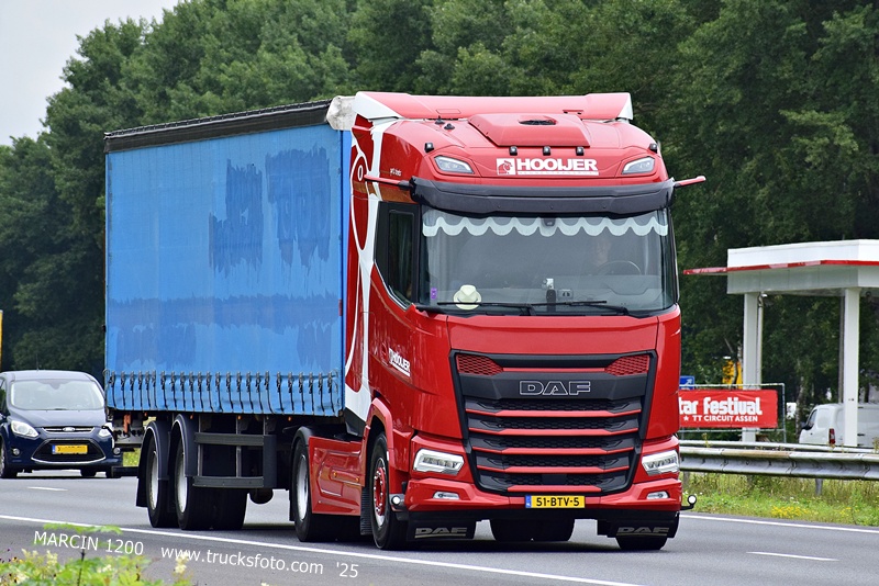 _DSC0441 HOOIJER-crop-DAF.JPG