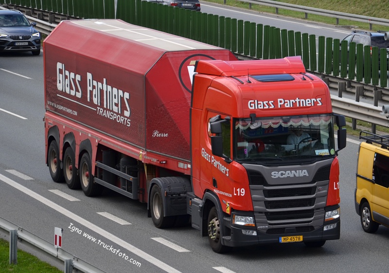 glasspartners.JPG