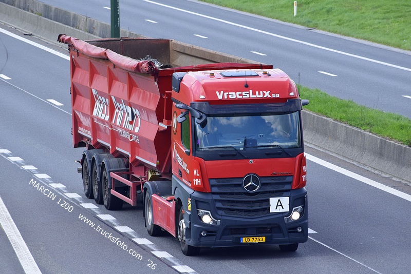 _DSC6276 VRACSLUX SA GLASS PARTNERS-crop-ActrosL MP5.JPG