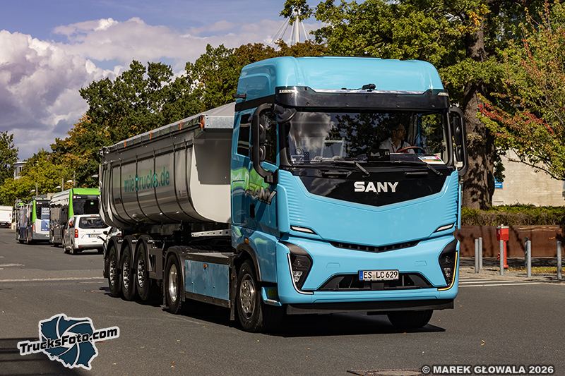Sany truck.jpg