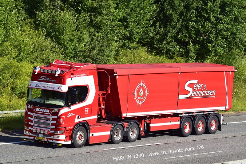 _DSC1183 SEJER SONNICHSEN-crop-SCANIA R NG.JPG