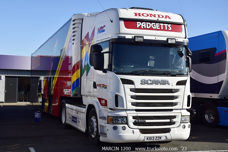_DSC0978-crop-SCANIA R560 V8-Padgetts Honda.JPG