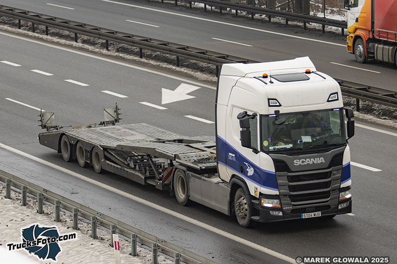 Scania 460R - Panalon.jpg