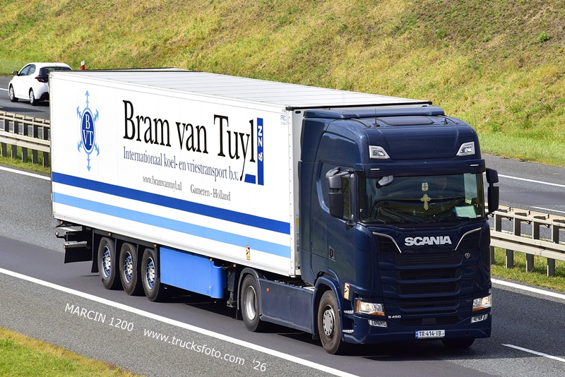 _DSC14619 (45) GRUZJA-crop-SCANIA S.JPG