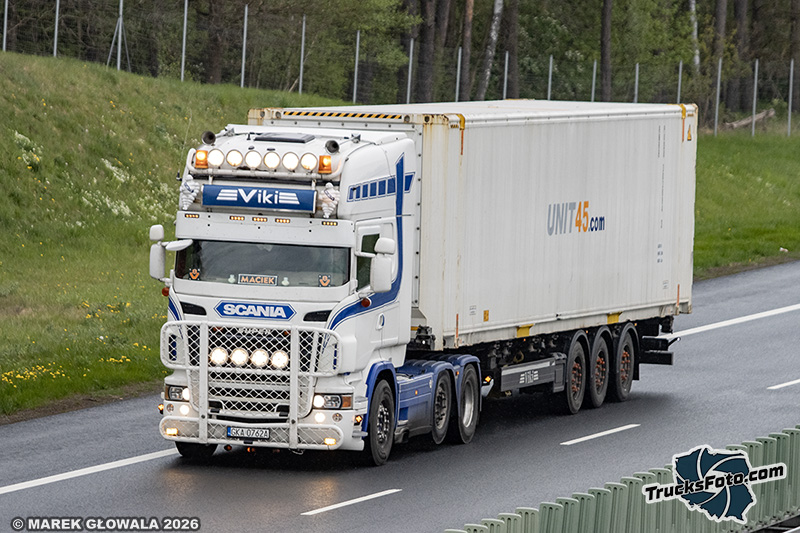 Scania R V8 - Viki.jpg