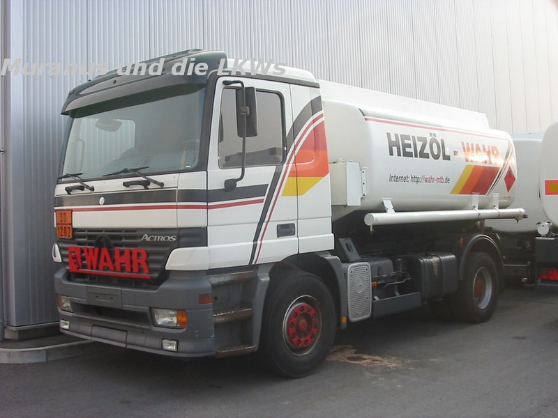 auf dem Firmengelände