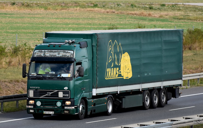 Volvo_FH-12_BM-Trans_UA.jpg