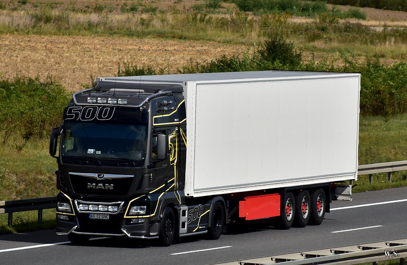 MAN_TGX_E6_RO.jpg