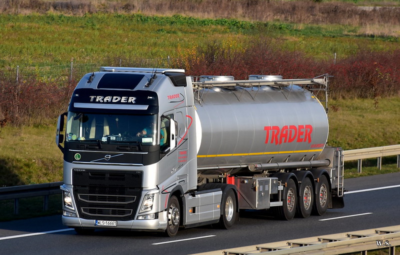 Volvo_FH4_Trader_PL.jpg