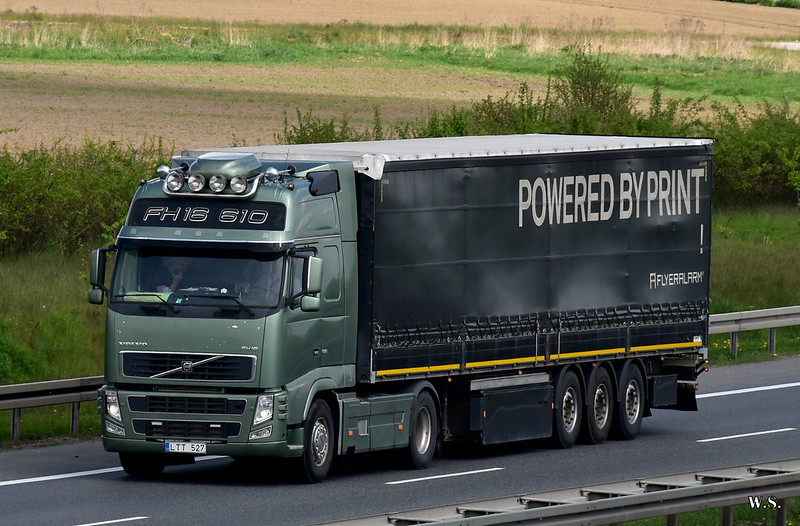 Volvo_FH2_LT.jpg