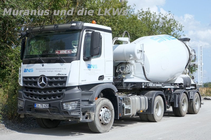 auf dem Firmengelände in Mötzingen