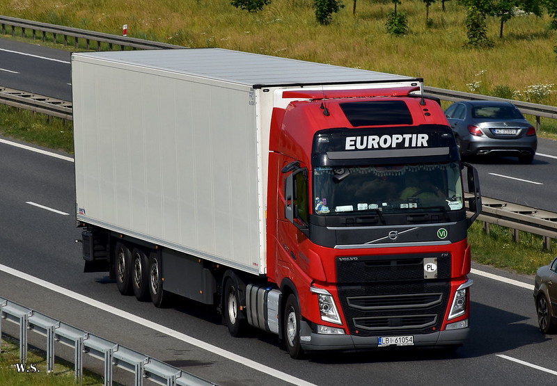Europtir_Volvo_FH4_PL.jpg