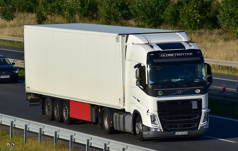 Barczuk_Volvo_FH4_PL_2.jpg