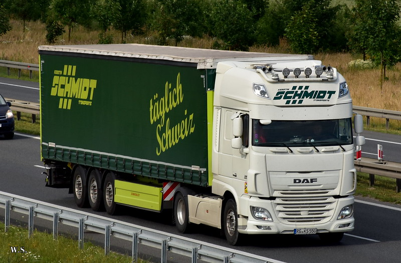 Kerstin-Schmidt_DAF_XF106_D.jpg