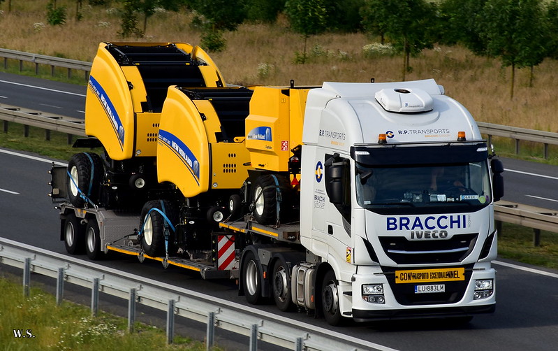 Bracchi_Iveco_HI-WAY_PL.jpg