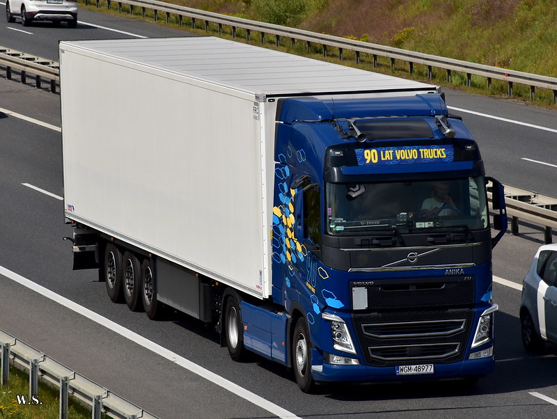 Anika_Volvo_FH4_PL.jpg