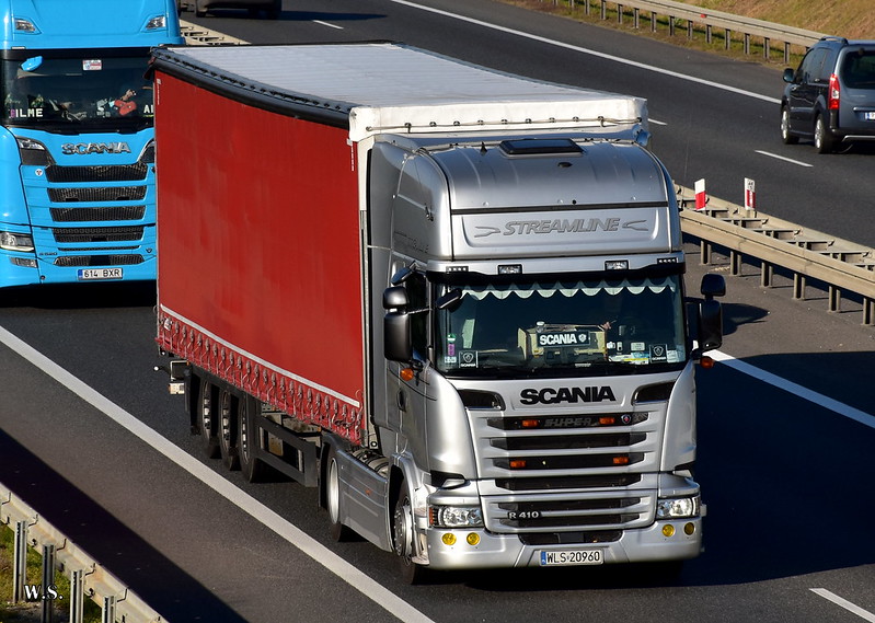 Inter-Jumbo_Scania_R_PL.jpg