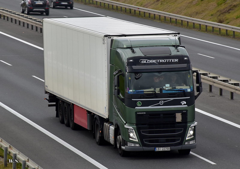 Barczuk_Volvo_FH4_PL_3.jpg