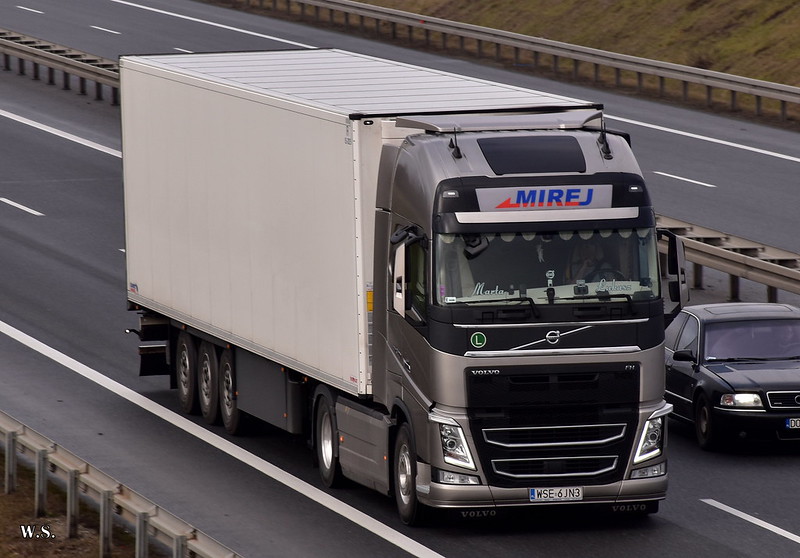 Mirej_Volvo_FH4_PL.jpg