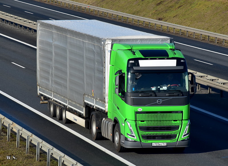 Volvo_FH5_RUS.jpg