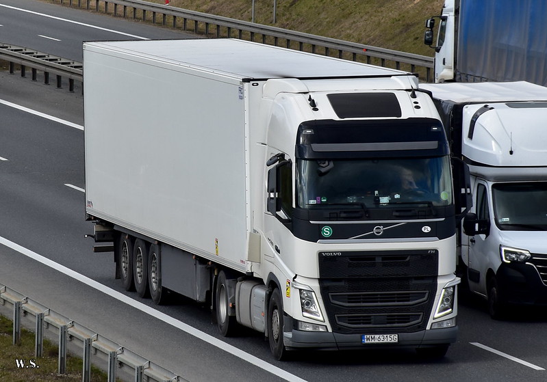 Lakmex_Volvo_FH4_PL.jpg